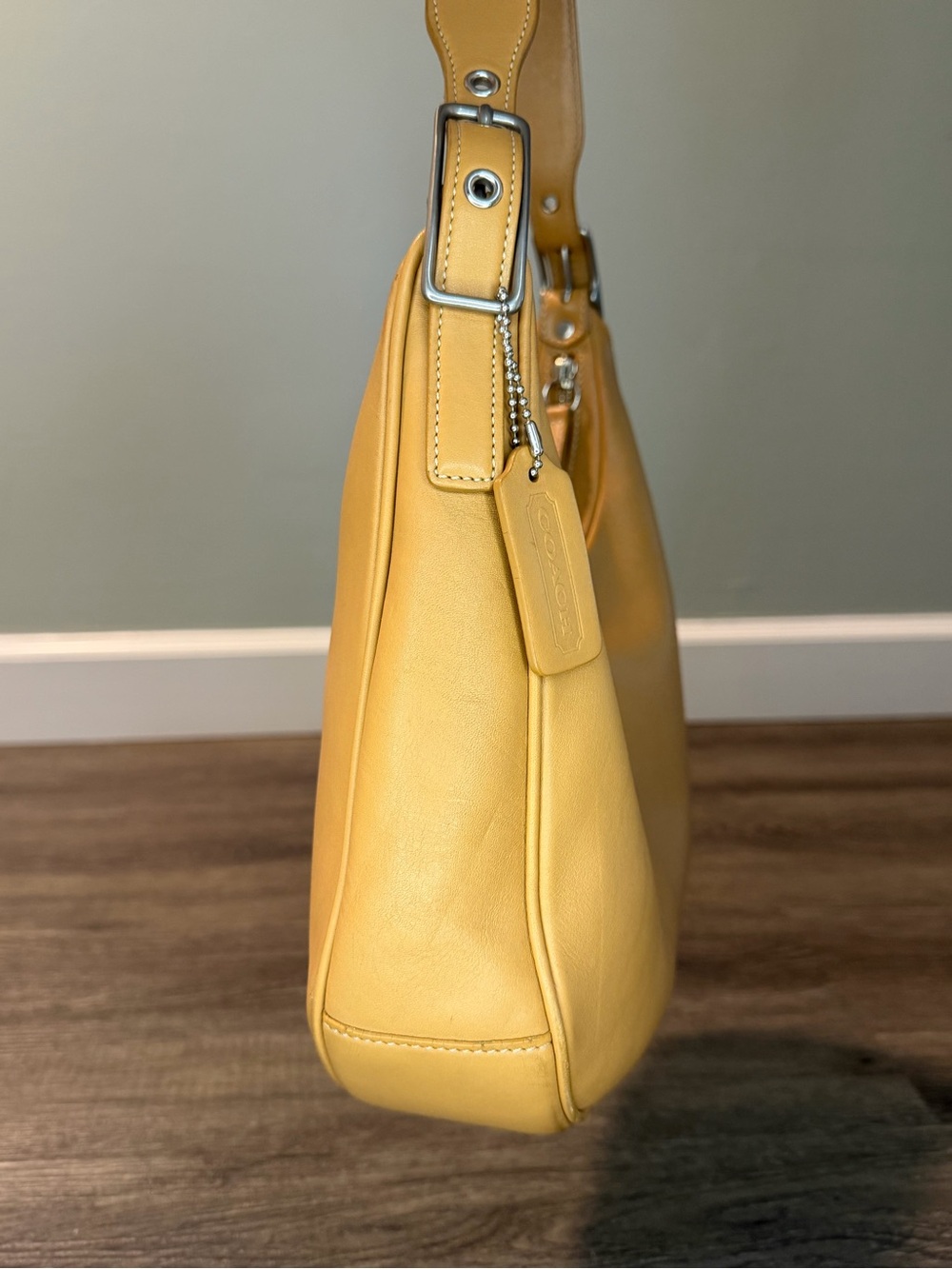 Coach Legacy West Zoe Hobo - Picture 4 of 16